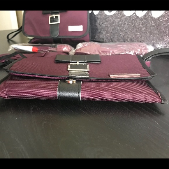 Viktor& Rolf Exclusive for KLM Travel Wristlet - Picture 7 of 8